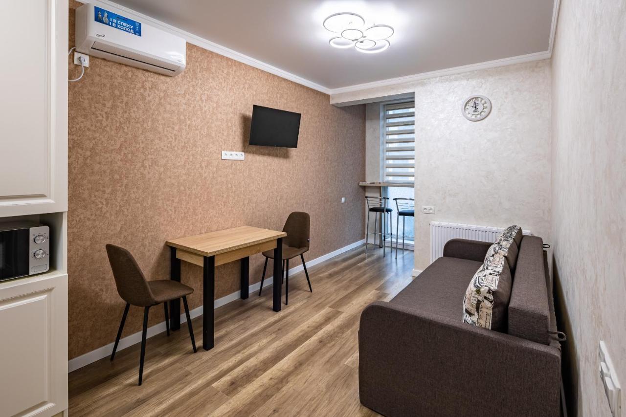 Avalon Time Apartment Лвив Екстериор снимка
