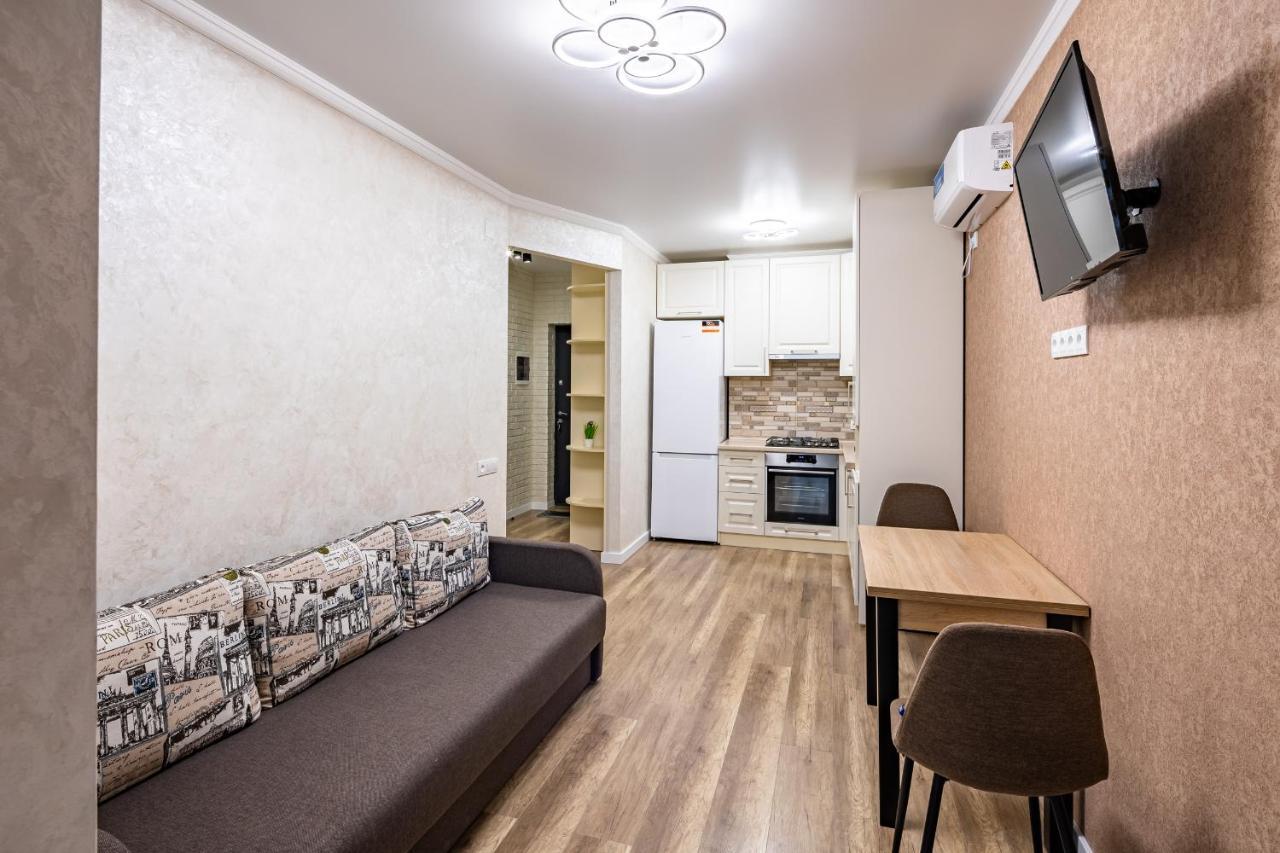Avalon Time Apartment Лвив Екстериор снимка