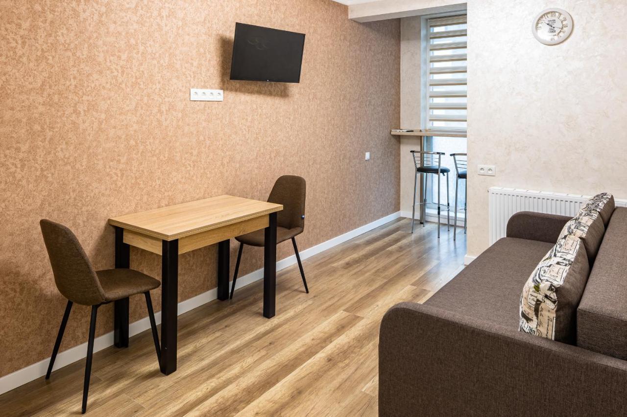 Avalon Time Apartment Лвив Екстериор снимка