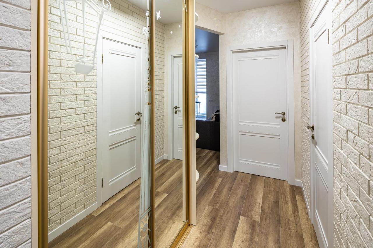 Avalon Time Apartment Лвив Екстериор снимка