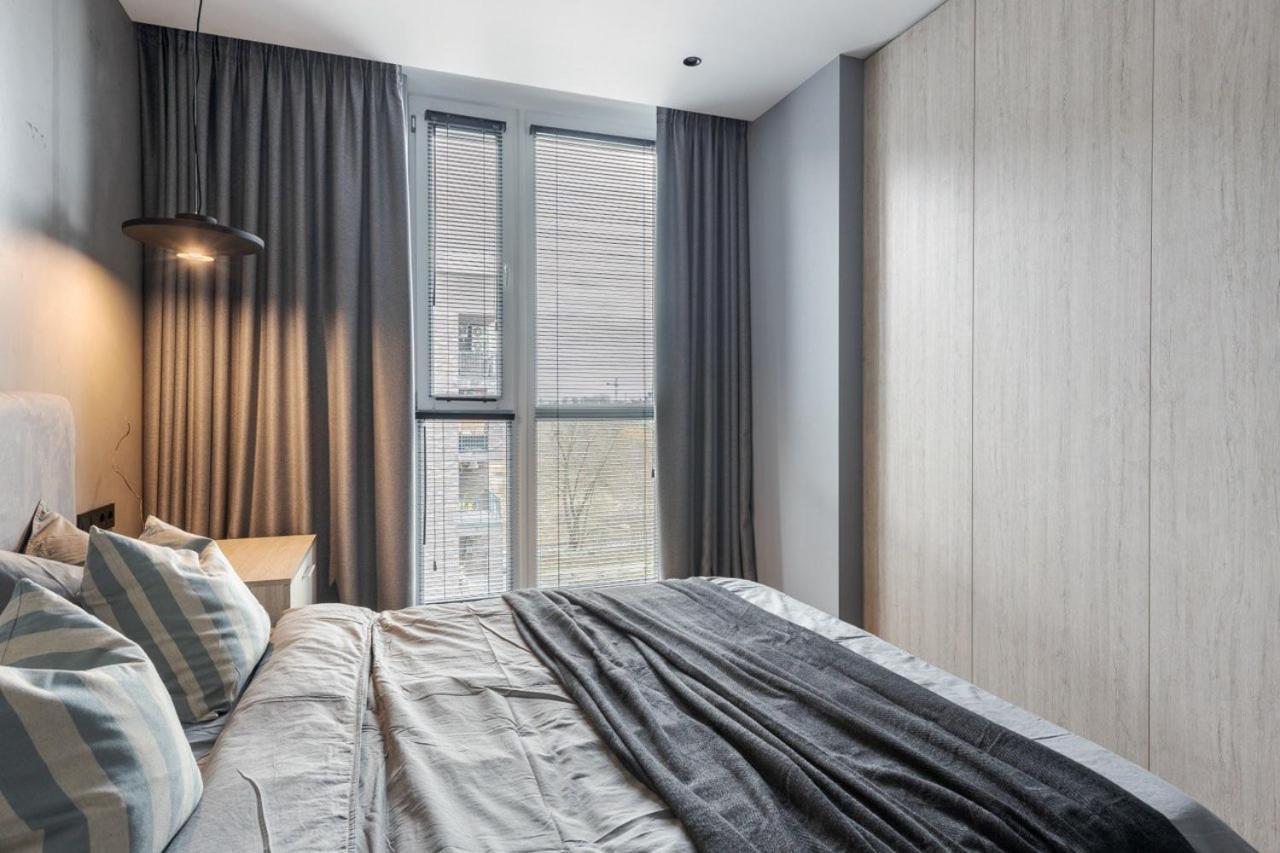 Avalon Time Apartment Лвив Екстериор снимка