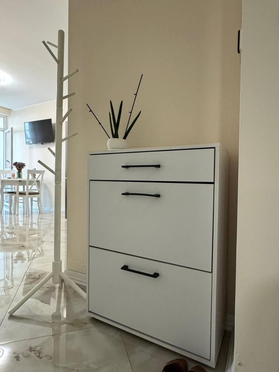 Avalon Time Apartment Лвив Екстериор снимка