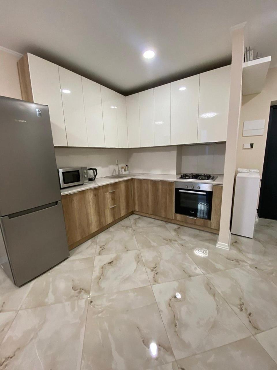 Avalon Time Apartment Лвив Екстериор снимка