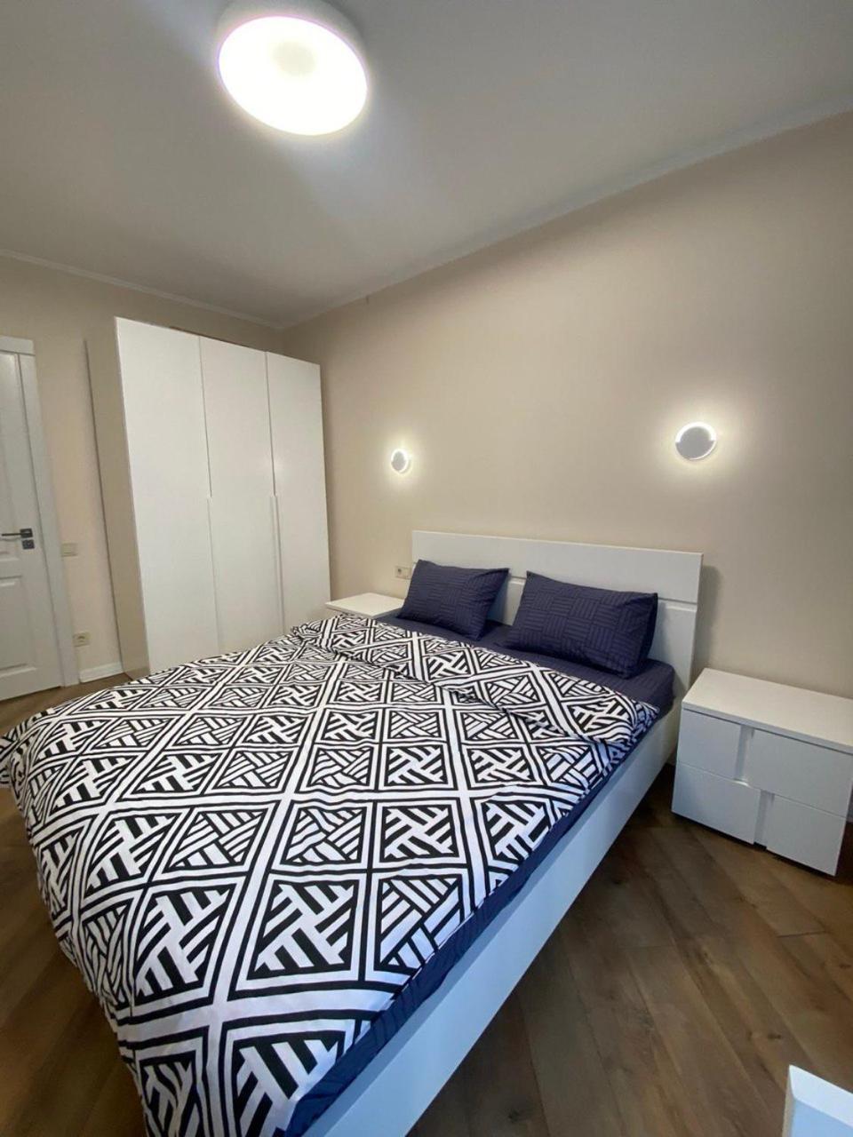 Avalon Time Apartment Лвив Екстериор снимка