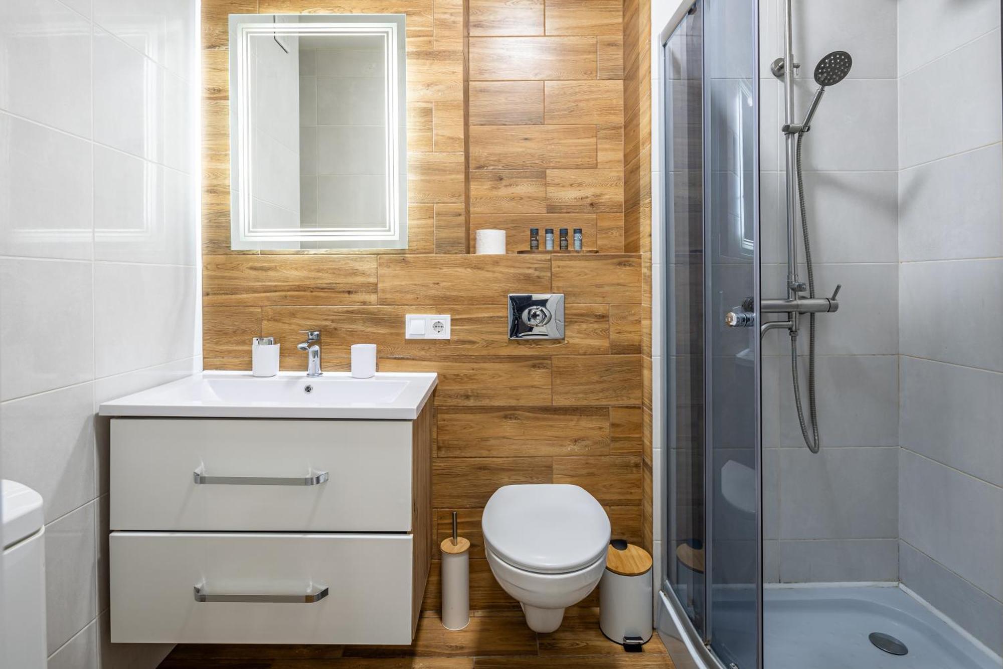Avalon Time Apartment Лвив Екстериор снимка